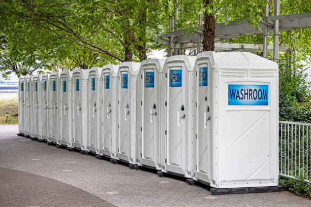 Best Porta potty delivery and setup  in Kentland, IN